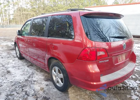 2009 Volkswagen Routan Sel Premium z USA, uszkodzony, nr VIN 2V8HW64X89R522507